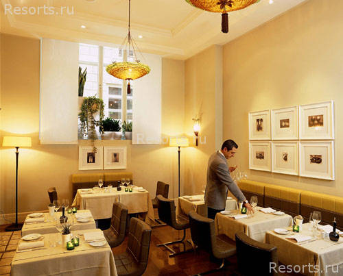 Savoy Hotel 26